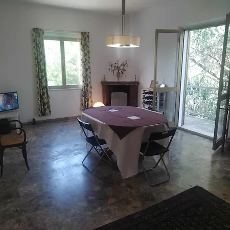 דירה Carmine Maisonette אלבה אדריאטיקה